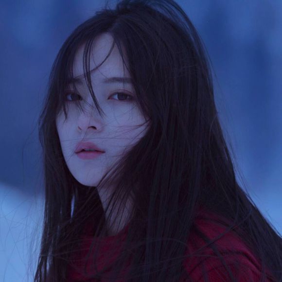 清新气质好看女生头像