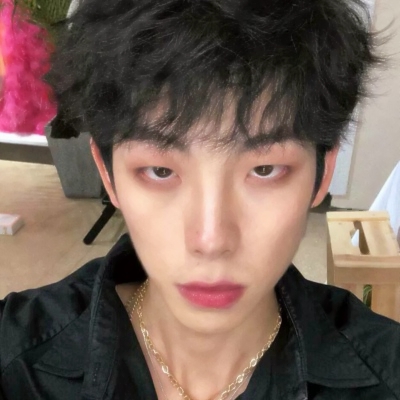 颓废伤感非主流的微信男生头像