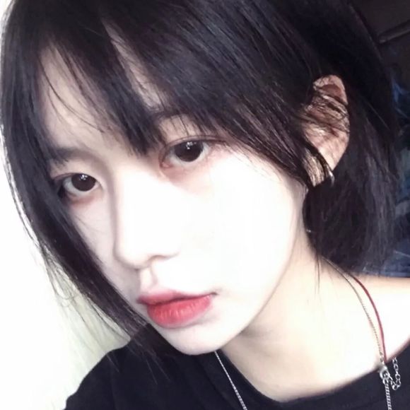 清新气质好看女生头像