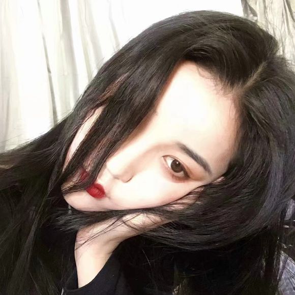 成熟性感阳光女生头像