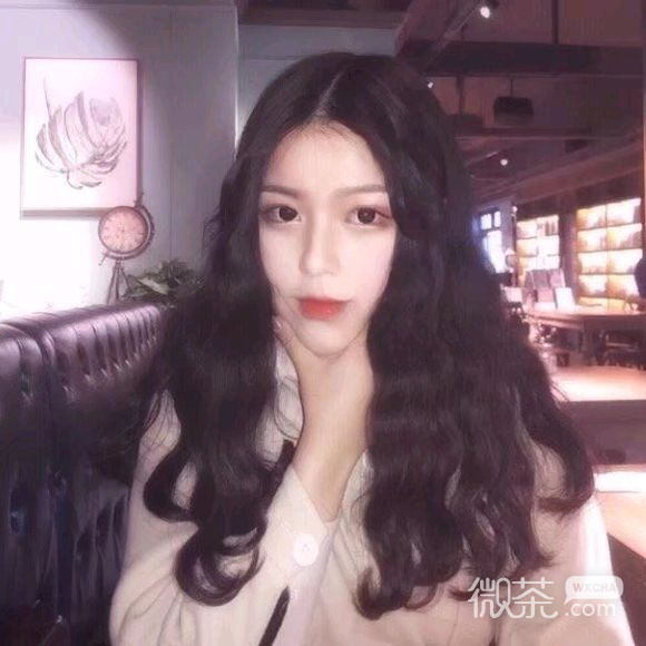 小清新阳光性感女生头像