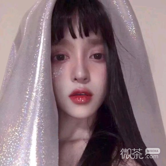 小清新阳光性感女生头像