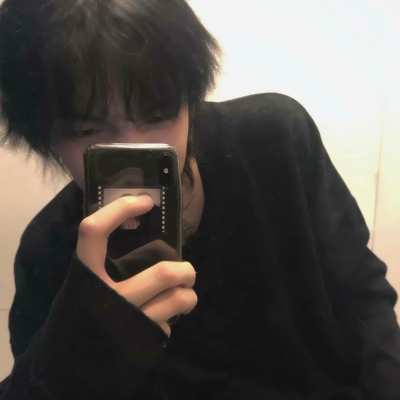 颓废伤感非主流的微信男生头像