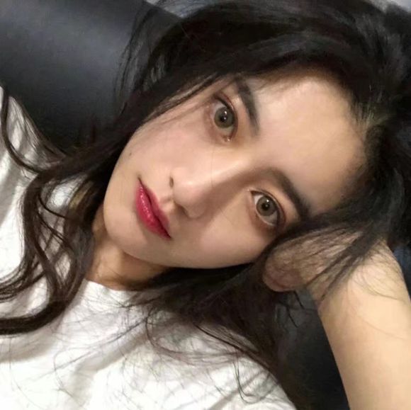 性感好看的女生头像