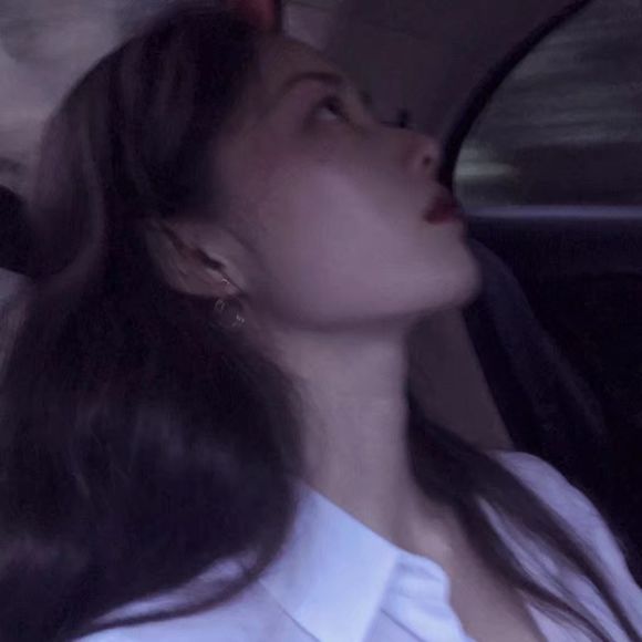 性感好看的女生头像