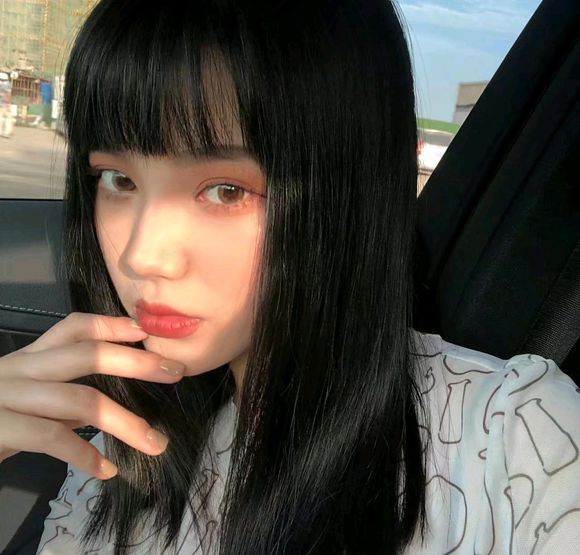 性感好看的女生头像