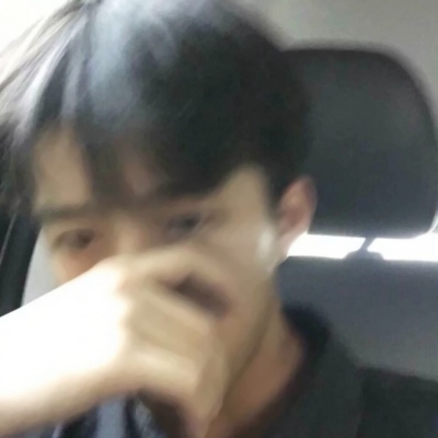 颓废伤感非主流的微信男生头像