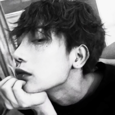 颓废伤感非主流的微信男生头像