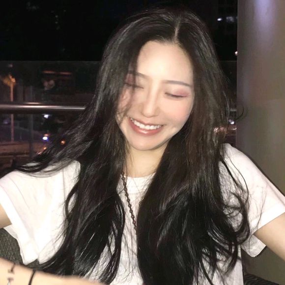 阳光气质女生头像