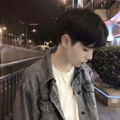 颓废伤感非主流的微信男生头像