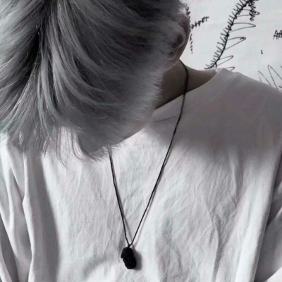 颓废伤感非主流的微信男生头像