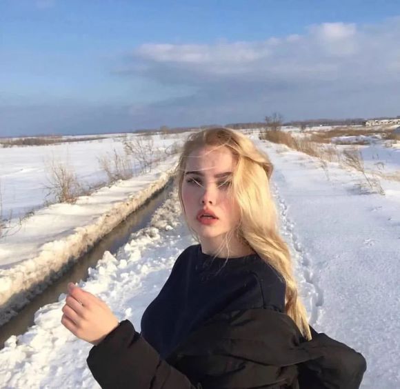 清新潮流长发女生头像