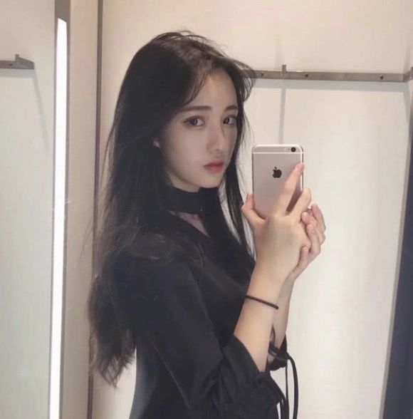 清新潮流长发女生头像