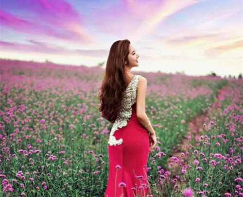 清纯好看的微信唯美女生图片