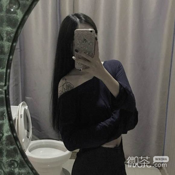 小清新深沉时尚女生头像