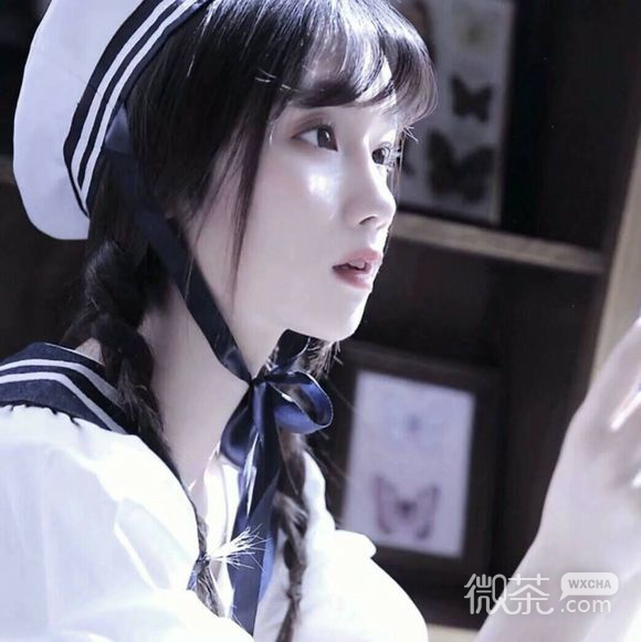 微信冷色系长发女生头像