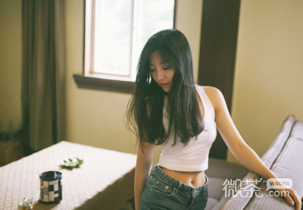 好看颜值高的微信长发美女图片