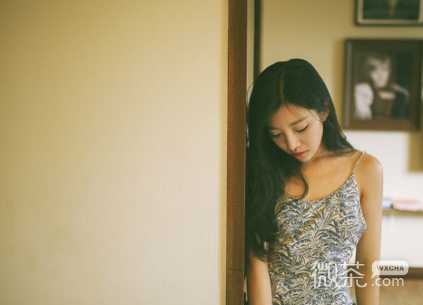 好看颜值高的微信长发美女图片