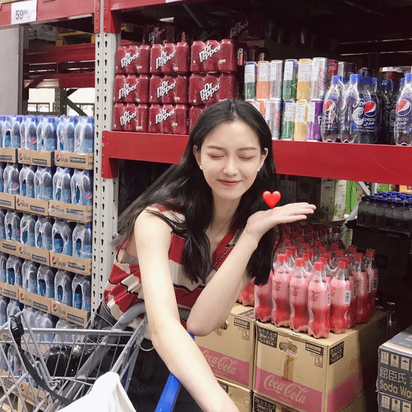 微信清新性感女生头像