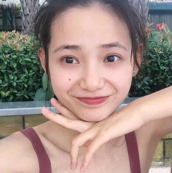 粉嫩清新深沉时尚女生头像