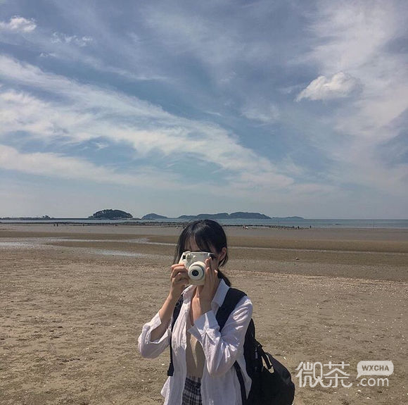 佛系时尚长发女生头像