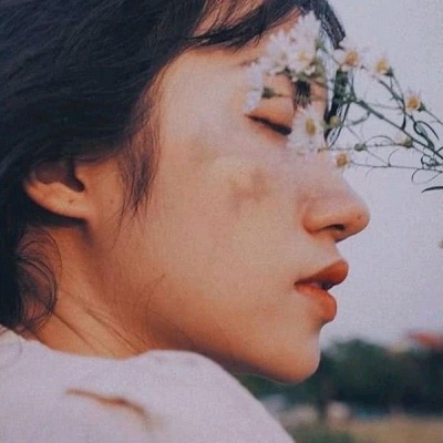 唯美意境的微信小清新女生头像