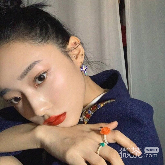 微信长发软妹时尚女生头像