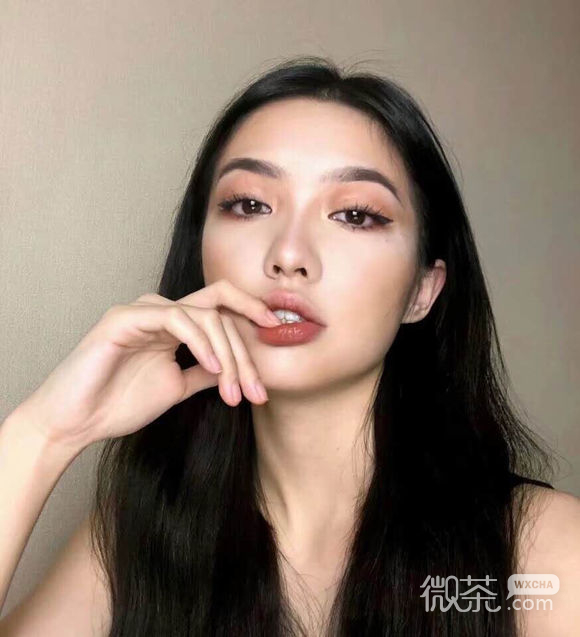 微信长发软妹时尚女生头像