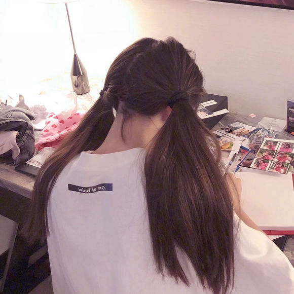 微信清新性感女生头像