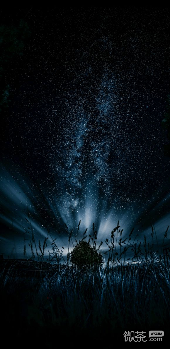 简洁蓝色天空手机壁纸