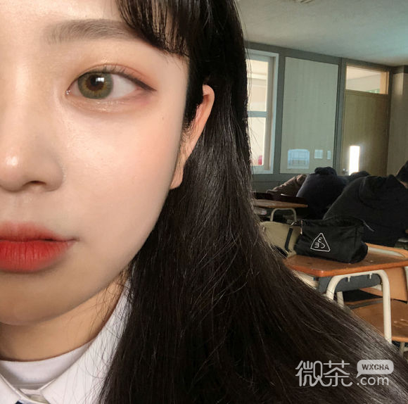 深沉唯美性感女生头像