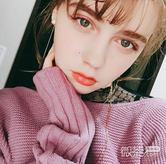 深沉冷酷漂亮女生头像