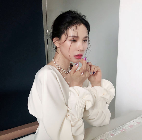 性感时尚潮流女生头像