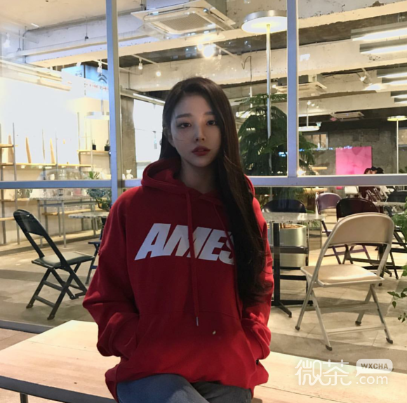 性感成熟深沉女生头像