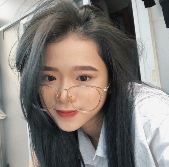 阳光清纯时尚女生头像