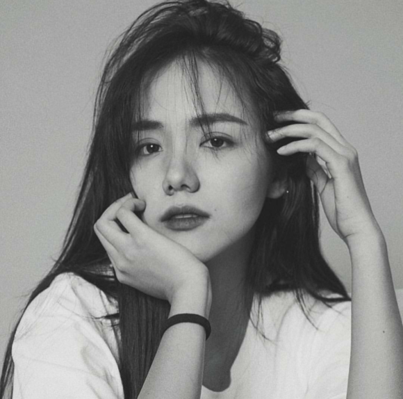 超拽性感时尚微信女生头像