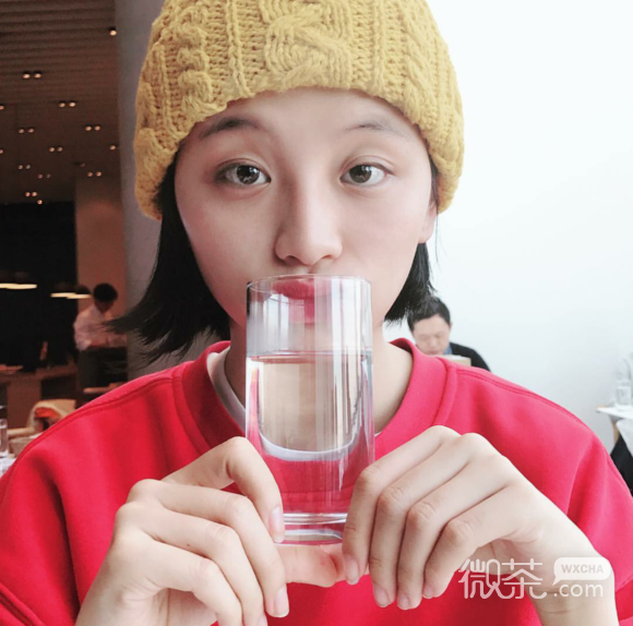 性感成熟深沉女生头像