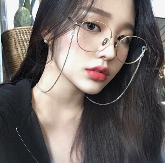 阳光清纯时尚女生头像