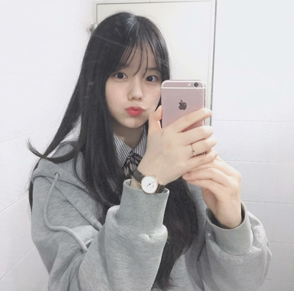 阳光清纯时尚女生头像