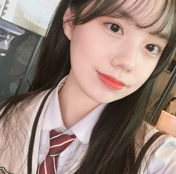 阳光清纯时尚女生头像