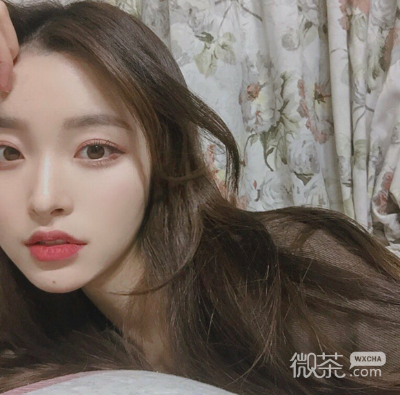 性感成熟深沉女生头像