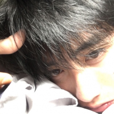 个性帅气的微信丧气男生头像