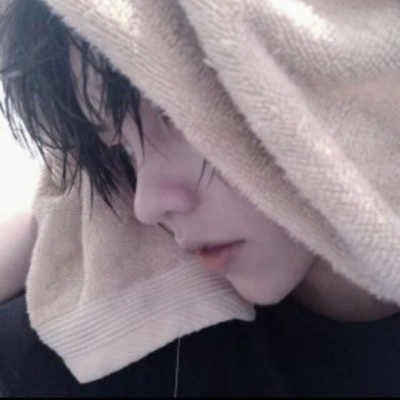 个性帅气的微信丧气男生头像