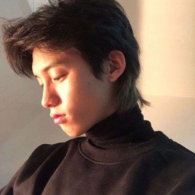 个性帅气的微信丧气男生头像