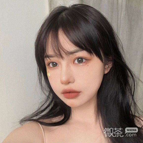 深沉性感唯美女生头像