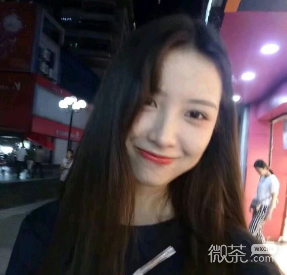 阳光深沉御姐时尚女生头像