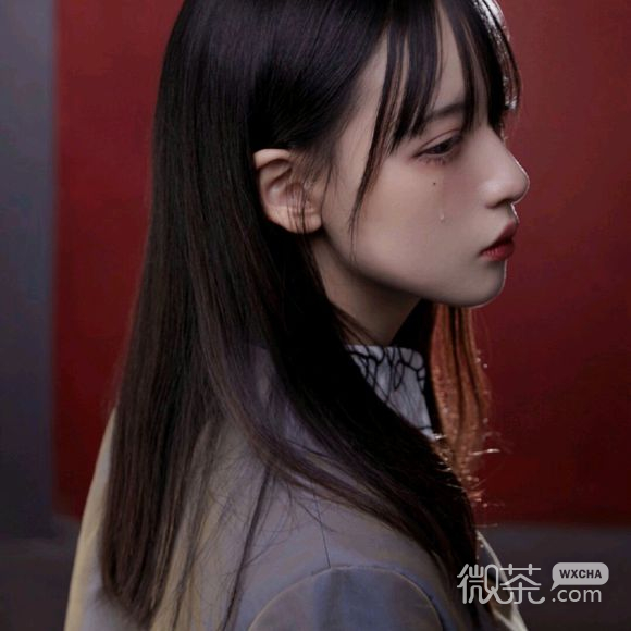 微信佛系时尚御姐女生头像