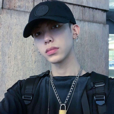 帅气好看的微信鲜肉男生头像