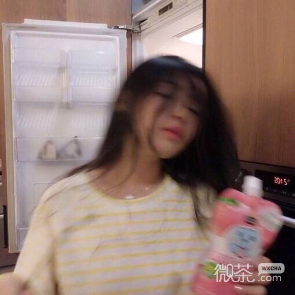 微信时尚高冷女生头像