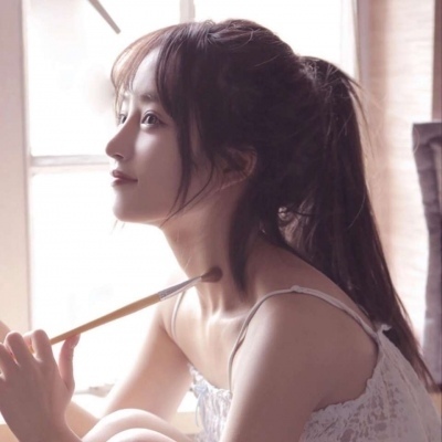 文艺长发女生头像